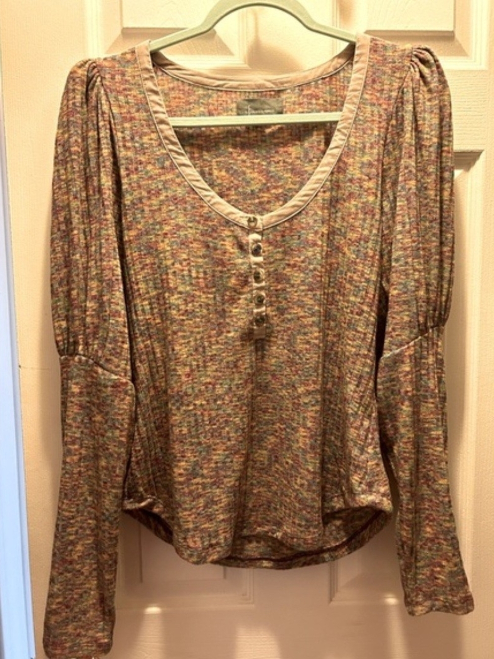 The Southern Shirt Company Multicolor Heather Button-Front Scoop Long Sleeve